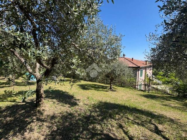 Villa Indipendente in vendita a Arquà Petrarca, Veneto