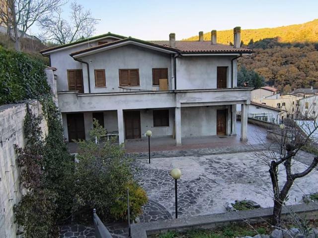 Villa Indipendente in vendita a Roma Capitale, Lazio