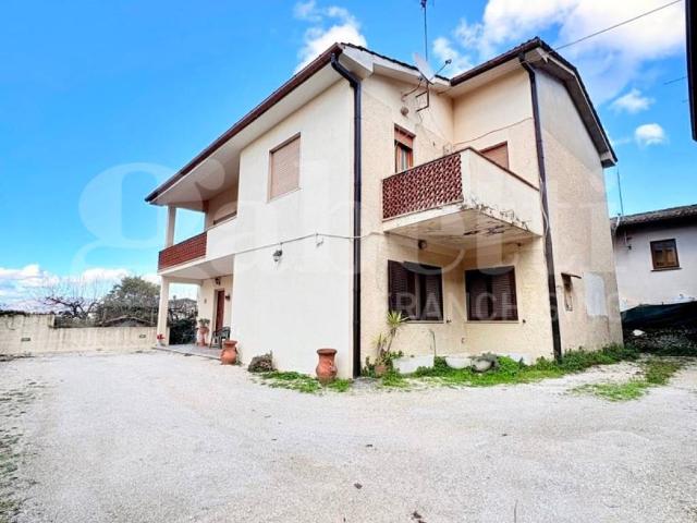 Villa Indipendente in vendita a Roma Capitale, Lazio