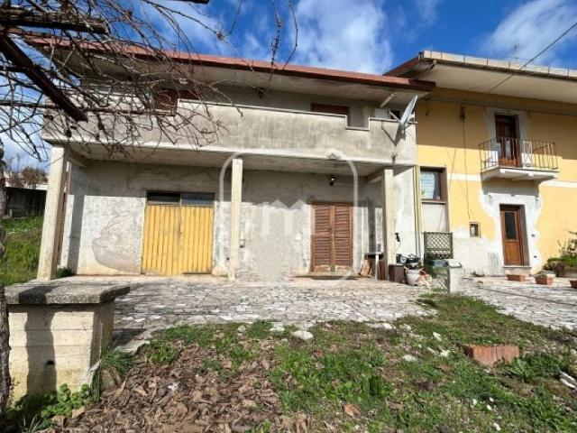 Villa Indipendente in vendita a Valle del Pantano, Roma Capitale