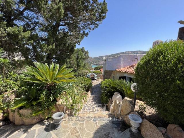 Villa Indipendente in vendita a Alzachèna/Arzachena, Baja Sardinia