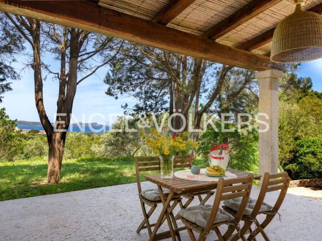Villa Indipendente in vendita a Alzachèna/Arzachena, Cala Bitta