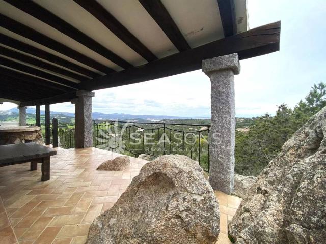 Villa Indipendente in vendita a Alzachèna/Arzachena, Sardigna/Sardegna