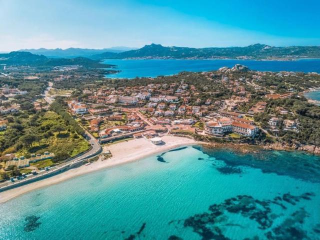 Villa Indipendente in vendita a Alzachèna/Arzachena, Baja Sardinia
