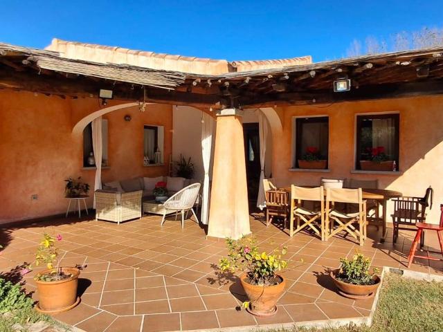 Villa Indipendente in vendita a Alzachèna/Arzachena, Arzachena