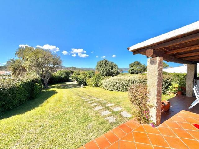 Villa Indipendente in vendita a Alzachèna/Arzachena, Baja Sardinia