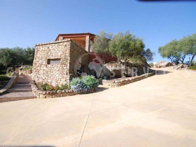 Villa Indipendente in vendita a Alzachèna/Arzachena, Arzachena