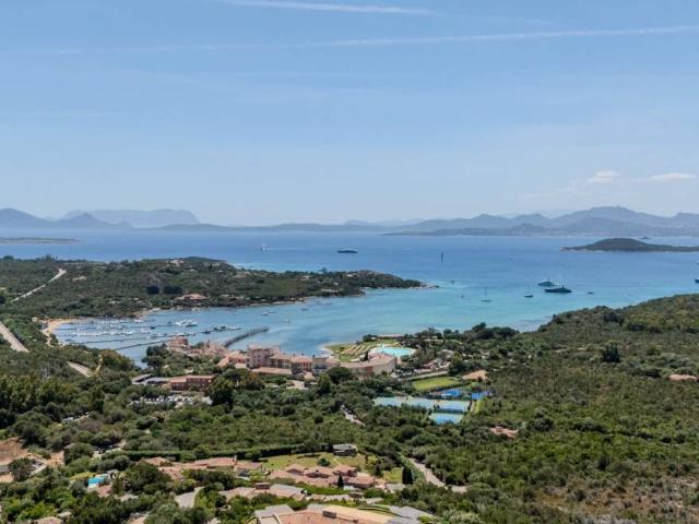 Villa Indipendente in vendita a Alzachèna/Arzachena, Sardigna/Sardegna