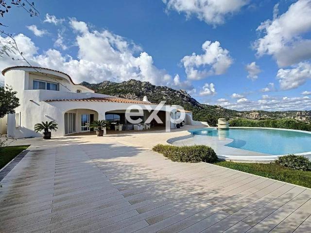 Villa Indipendente in vendita a Alzachèna/Arzachena, Porto Cervo