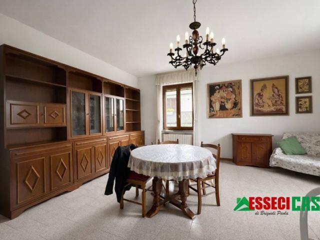 Villa Indipendente in vendita a Arzago D'adda, Lombardia