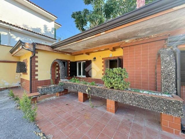 Villa Indipendente in vendita a Arzano, Napoli