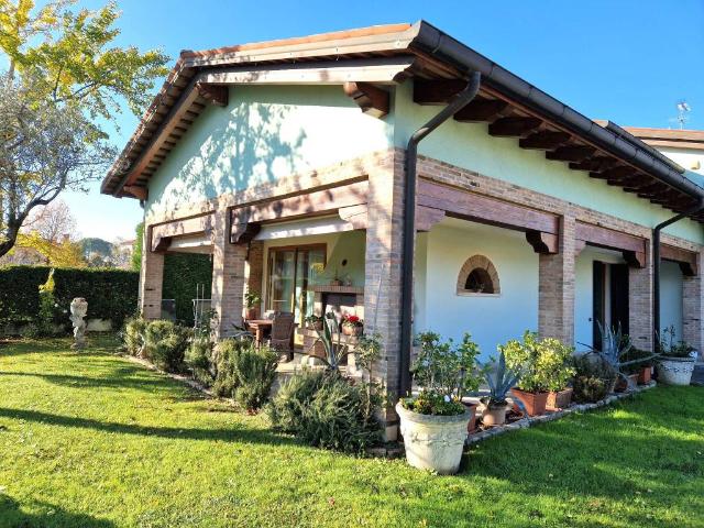 Villa Indipendente in vendita a Arzergrande, Veneto