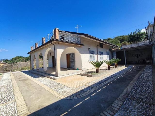 Villa Indipendente in vendita a Ascea, Campania