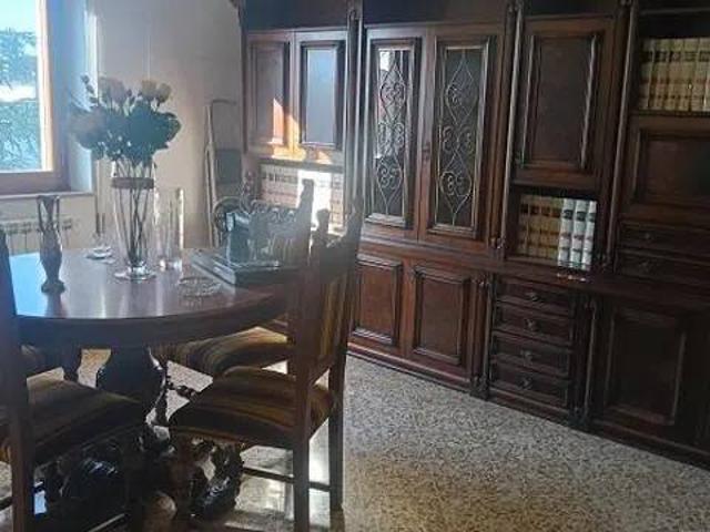 Villa Indipendente in vendita a Asciano, Toscana