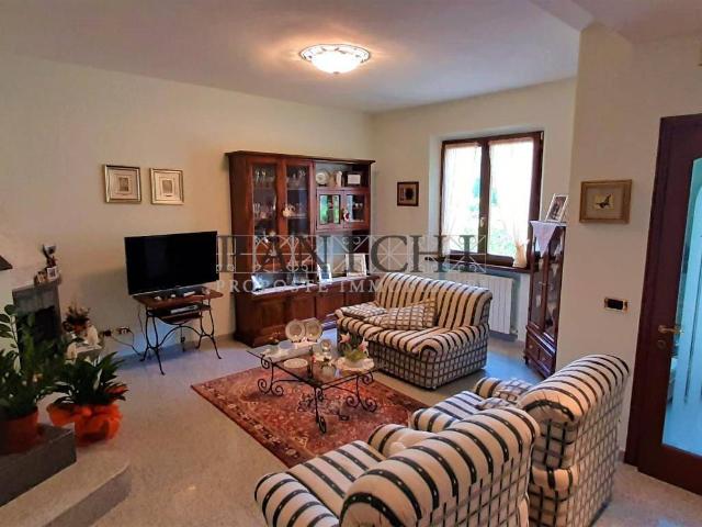 Villa Indipendente in vendita a Asciano, Toscana
