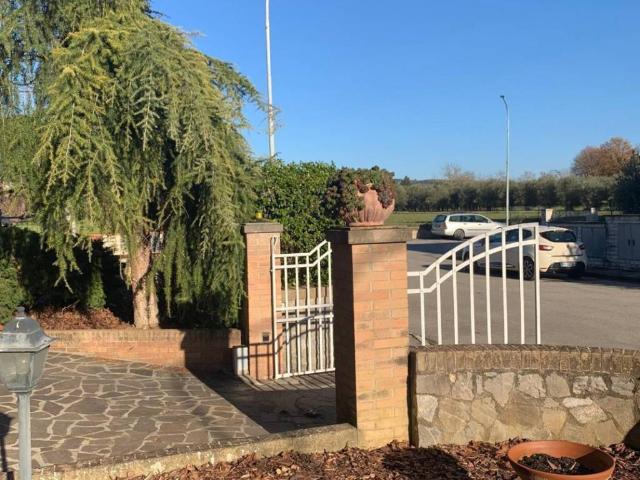 Villa Indipendente in vendita a Il Piano, Asciano