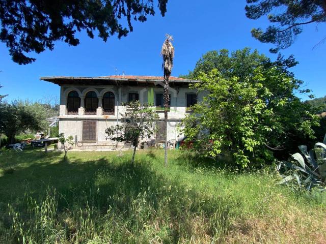 Villa Indipendente in vendita a Borgo Chiaro, Marche