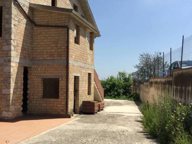 Villa Indipendente in vendita a Marche, Ascoli Piceno