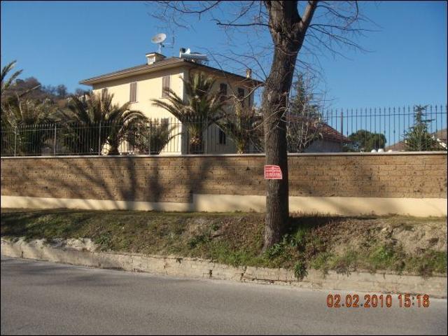 Villa Indipendente in vendita a Marche, Ascoli Piceno