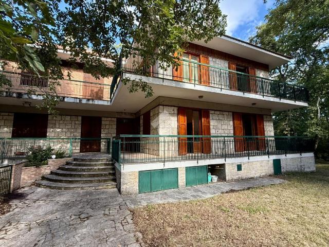 Villa Indipendente in vendita a Marche, Ascoli Piceno