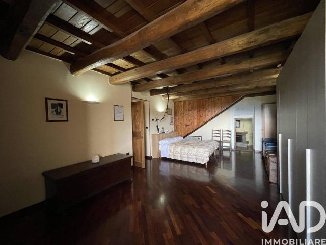Villa Indipendente in vendita a Porta Maggiore, Marche