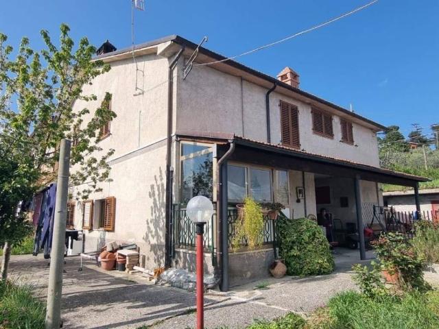 Villa Indipendente in vendita a Marche, Ascoli Piceno