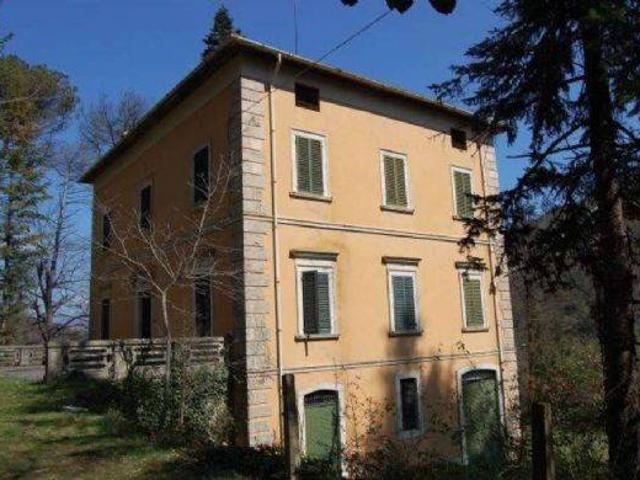 Villa Indipendente in vendita a Mozzano, Marche