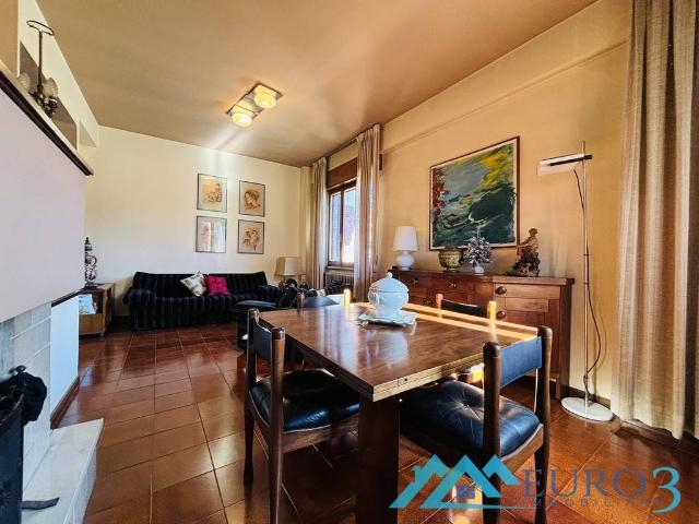 Villa Indipendente in vendita a Porta Maggiore, Marche