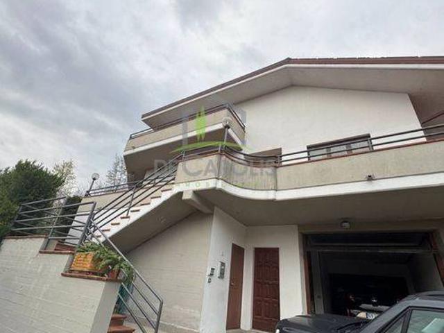 Villa Indipendente in vendita a Borgo Solestà, Marche