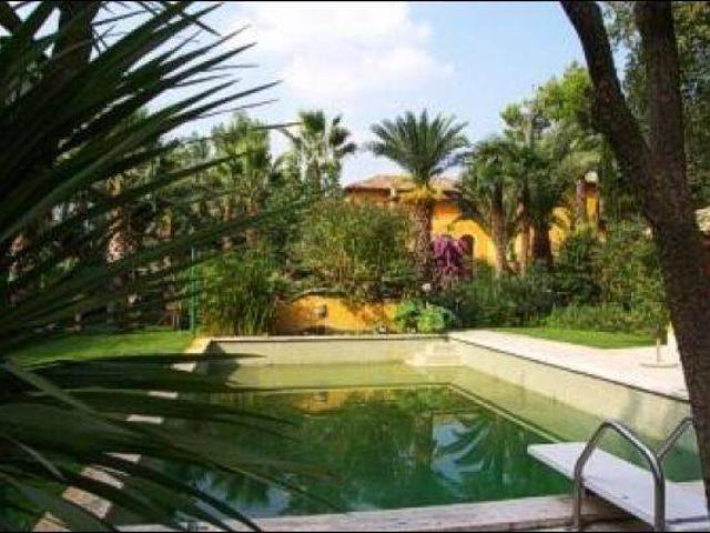 Villa Indipendente in vendita a Brecciarolo, Marche