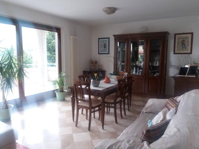 Villa Indipendente in vendita a Villa Rosa, Marche