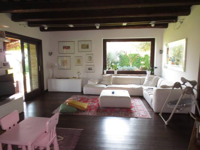 Villa Indipendente in vendita a Porta Maggiore, Ascoli Piceno