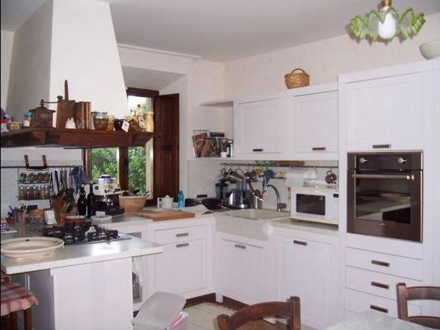 Villa Indipendente in vendita a Monticelli, Marche