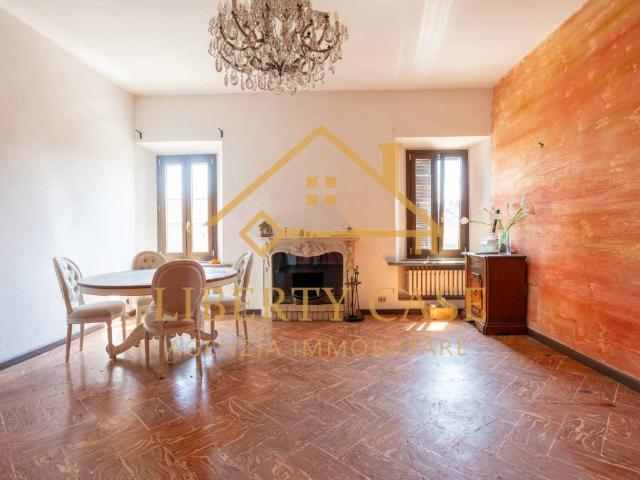 Villa Indipendente in vendita a Piemonte, Vercelli