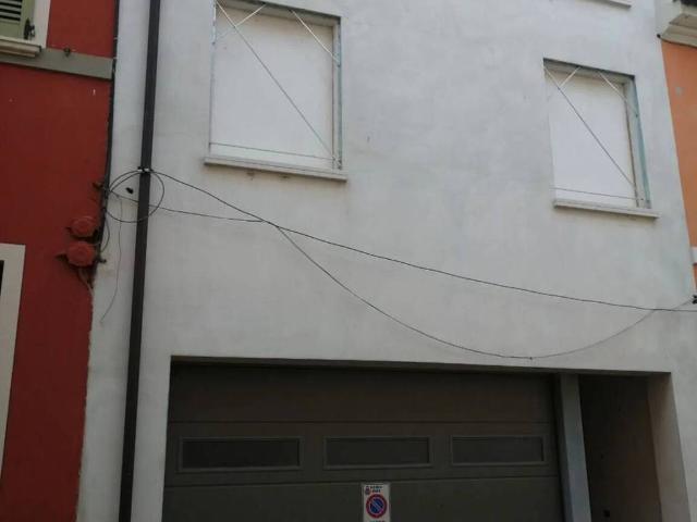 Villa Indipendente in vendita a Asola, Lombardia