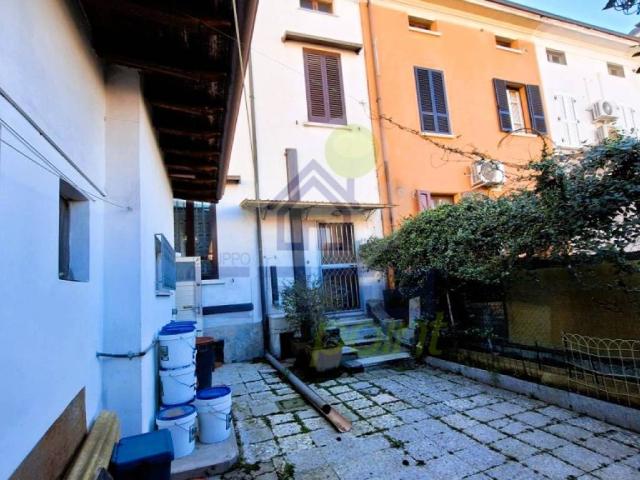 Villa Indipendente in vendita a Asola, Lombardia