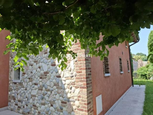 Villa Indipendente in vendita a Asolo, Veneto