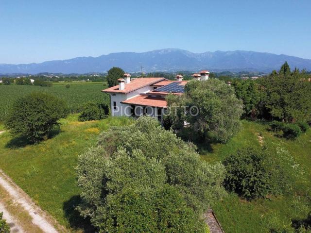 Villa Indipendente in vendita a Fonte, Asolo