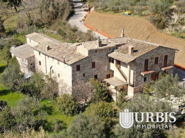 Villa Indipendente in vendita a Col d'Erba III, Assisi