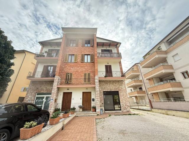 Villa Indipendente in vendita a Santa Maria degli Angeli, Assisi