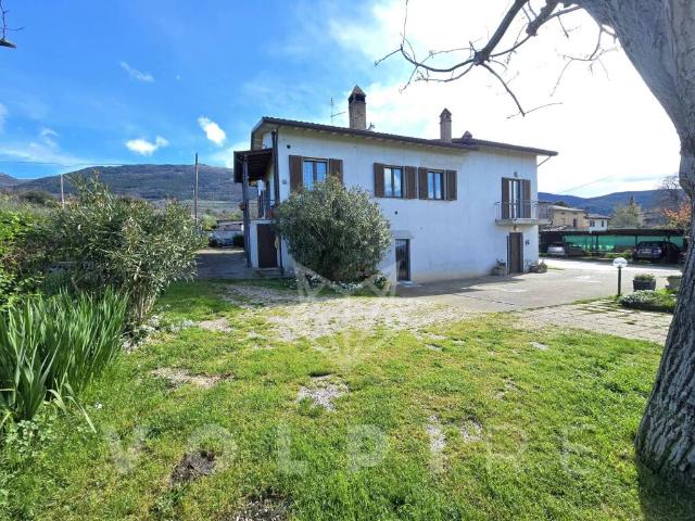 Villa Indipendente in vendita a Assisi, Umbria