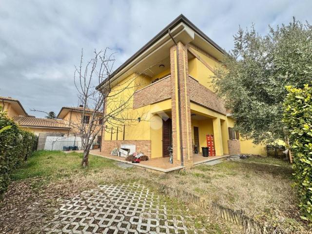 Villa Indipendente in vendita a Assisi, Umbria