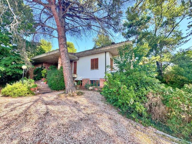 Villa Indipendente in vendita a Palazzo, Assisi