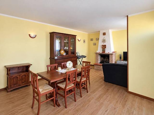 Villa Indipendente in vendita a Col d'Erba III, Assisi