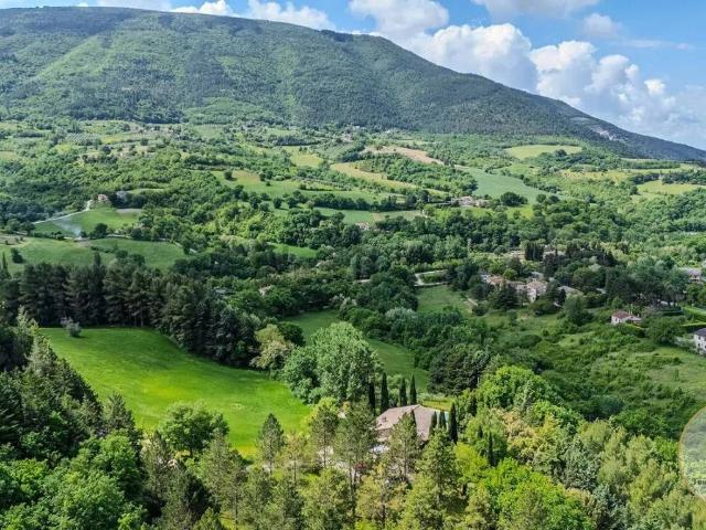 Villa Indipendente in vendita a Costa di Trex, Assisi