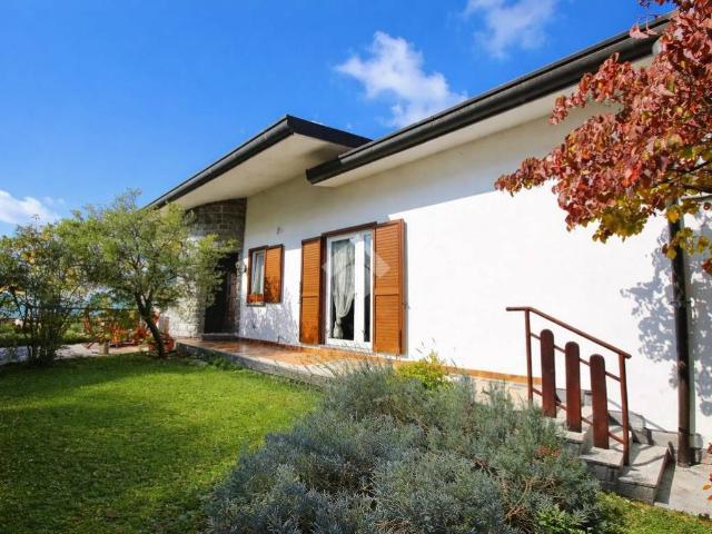 Villa Indipendente in vendita a Scarenna, Asso