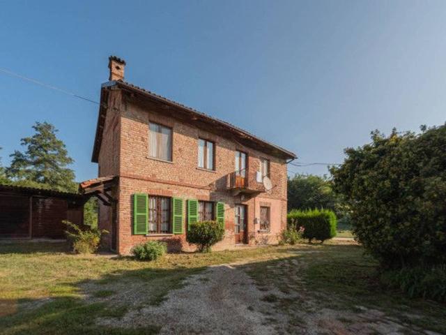 Villa Indipendente in vendita a Piemonte, Asti