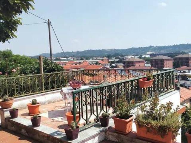 Villa Indipendente in vendita a Piemonte, Asti