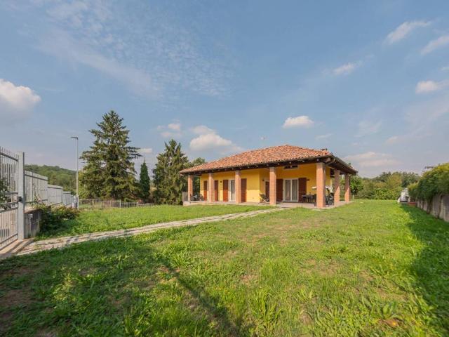 Villa Indipendente in vendita a Quarto Inferiore, Piemonte