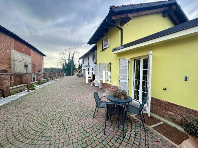 Villa Indipendente in vendita a Piemonte, Asti
